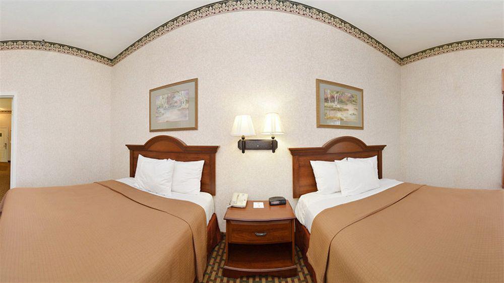 Best Western Bradbury Inn & Suites Perry Ngoại thất bức ảnh